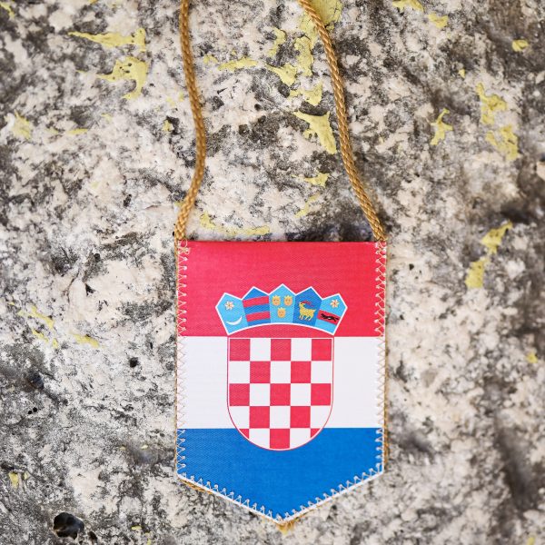 Autozastavica Zastava Hrvatske 200 1